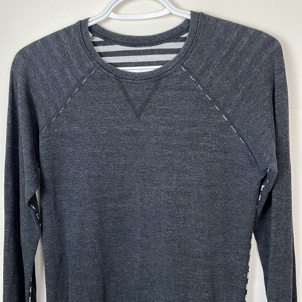 Lululemon Reversible Open Your Heart Long Sleeve - Picture 4 of 13